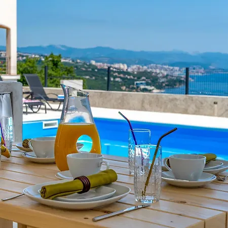 Vistas - Luxury *