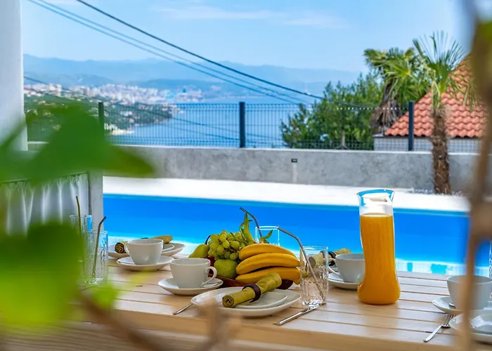 Vistas - Luxury